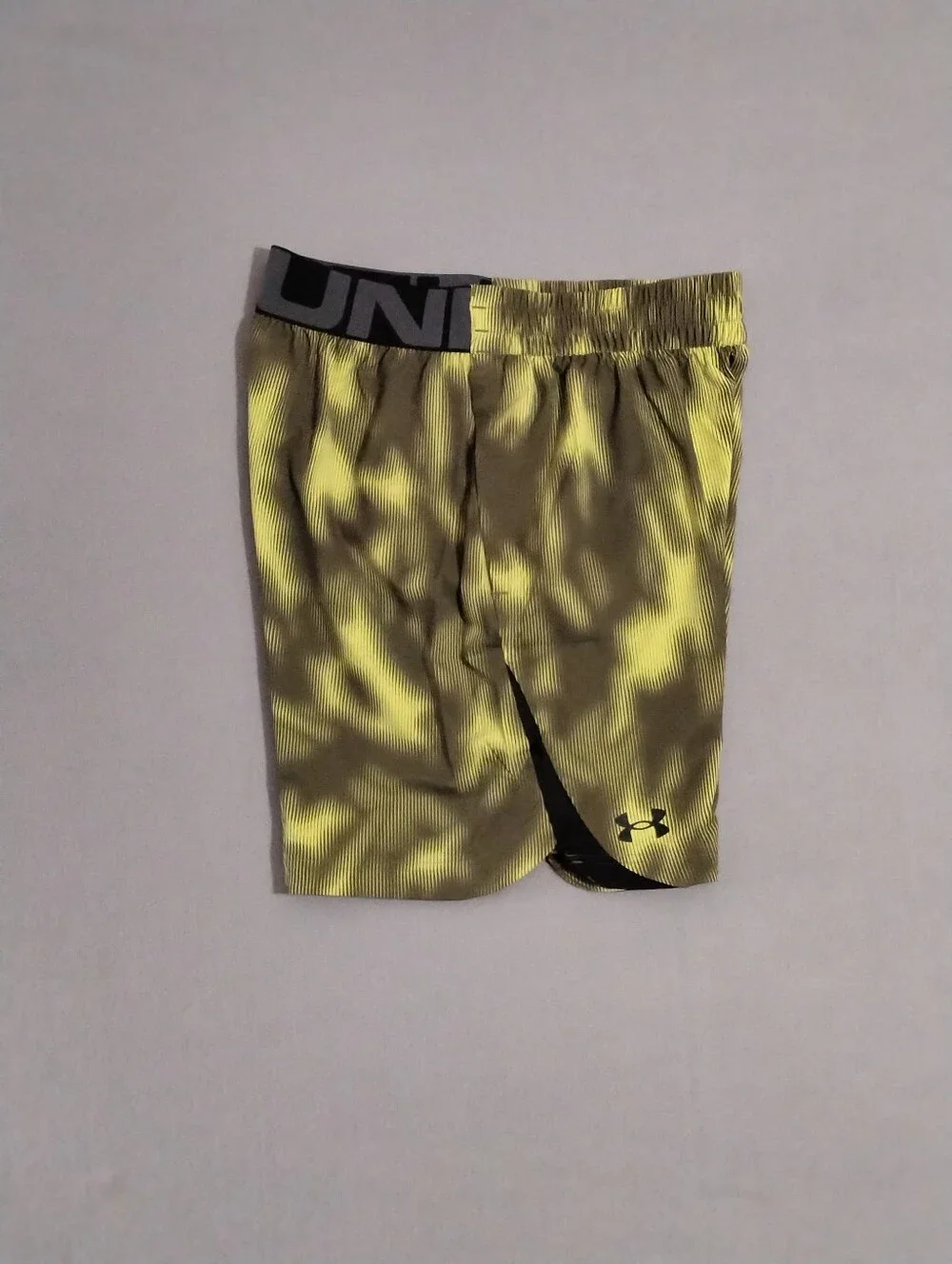 Under Armour Mens UA Elevated Woven Athletic Lightweight Breathable Shorts NWT